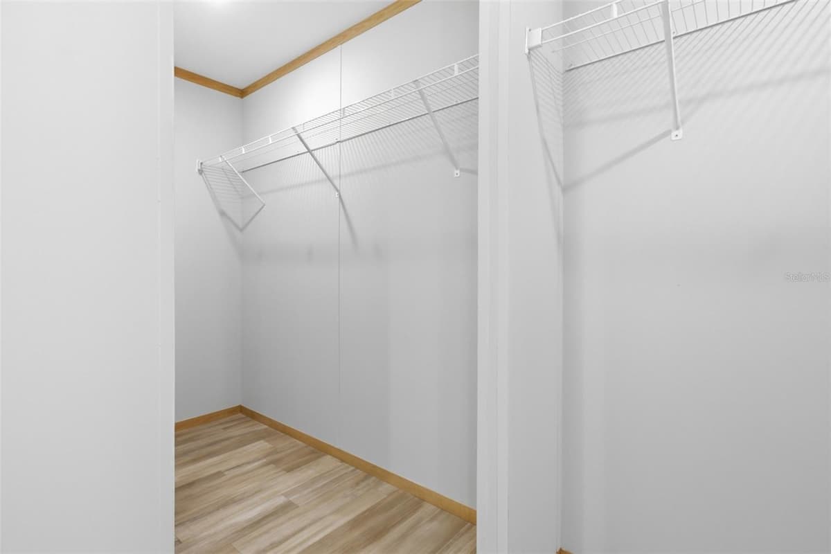 18104 NICHOLAS AVENUE — photo 18 of 27