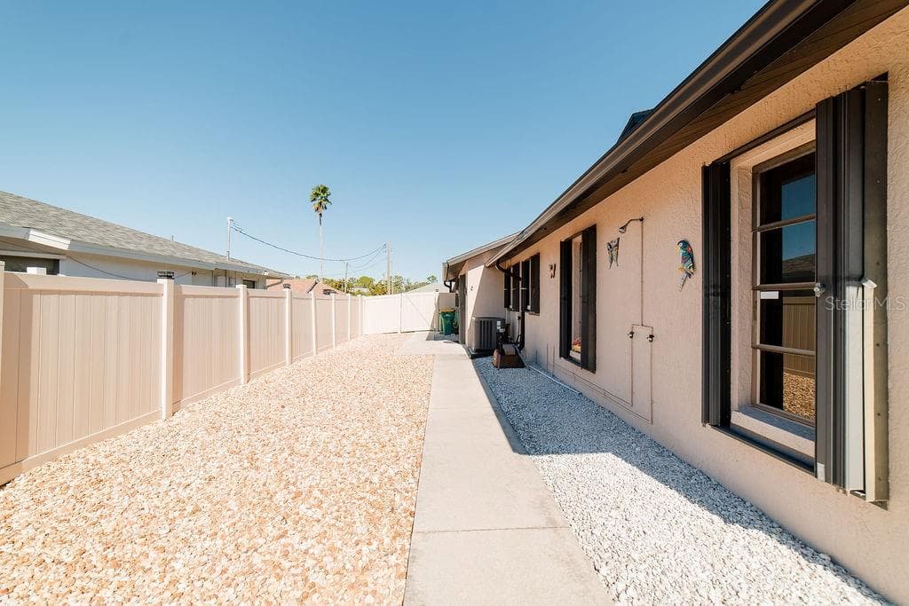 9273 CARNATION AVENUE — photo 40 of 45