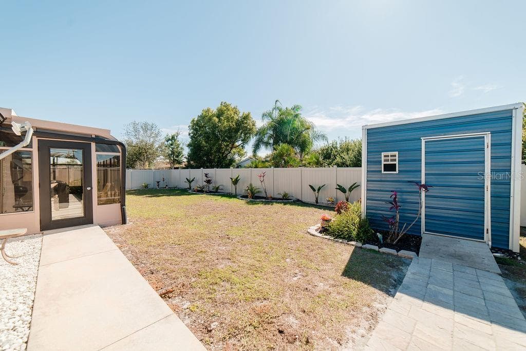9273 CARNATION AVENUE — photo 41 of 45