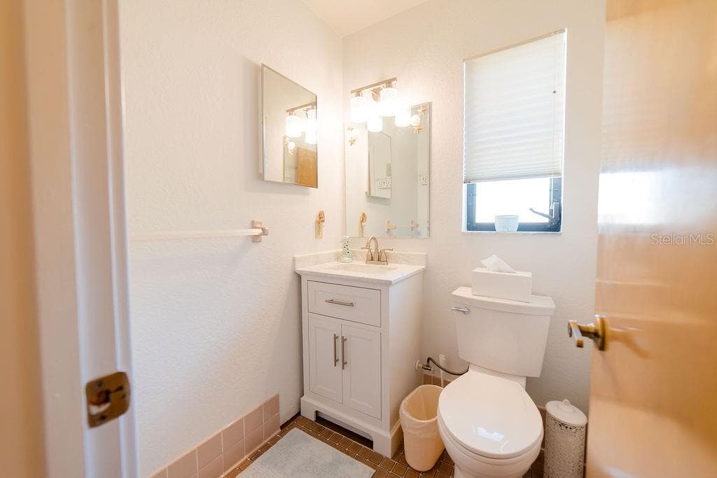 9273 CARNATION AVENUE — photo 35 of 45