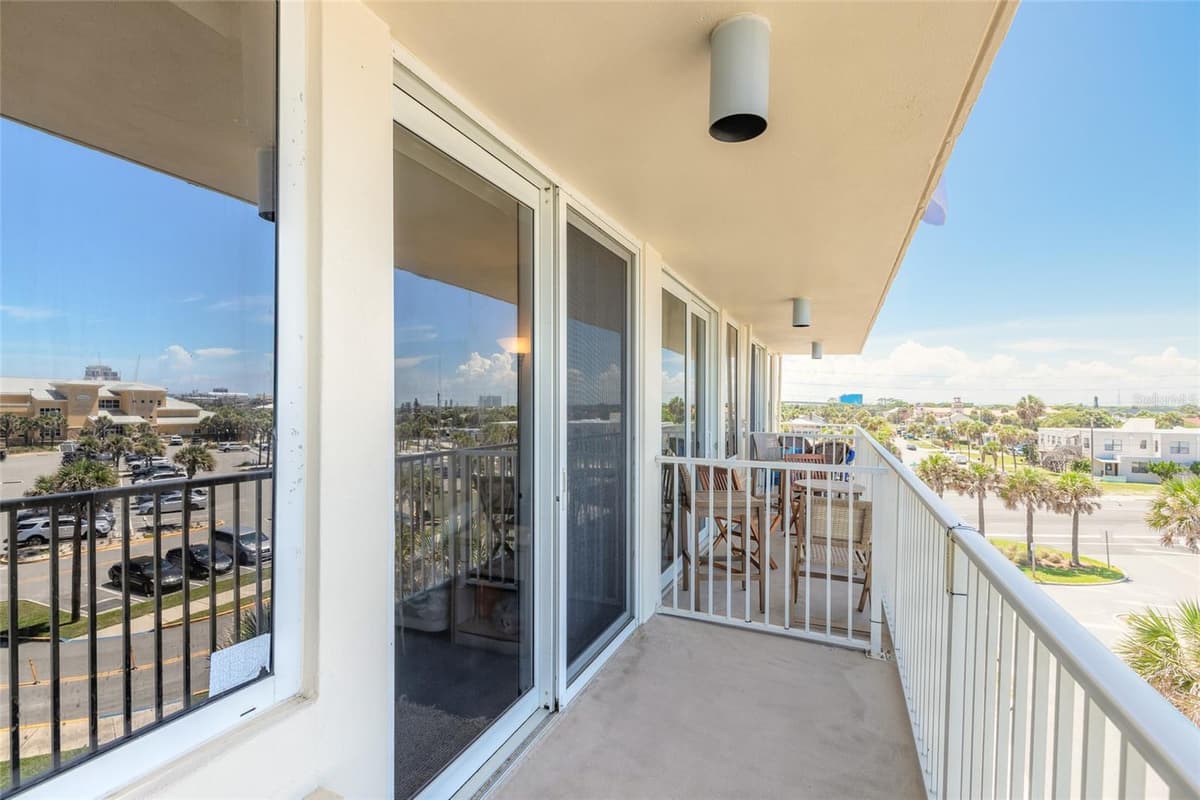 701 ATLANTIC AVENUE — photo 11 of 28