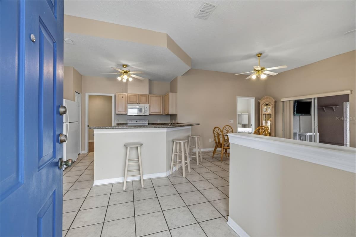 1217 RADISON AVENUE — photo 5 of 62