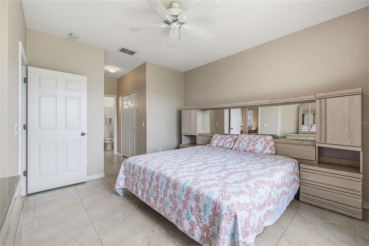 1217 RADISON AVENUE — photo 17 of 62
