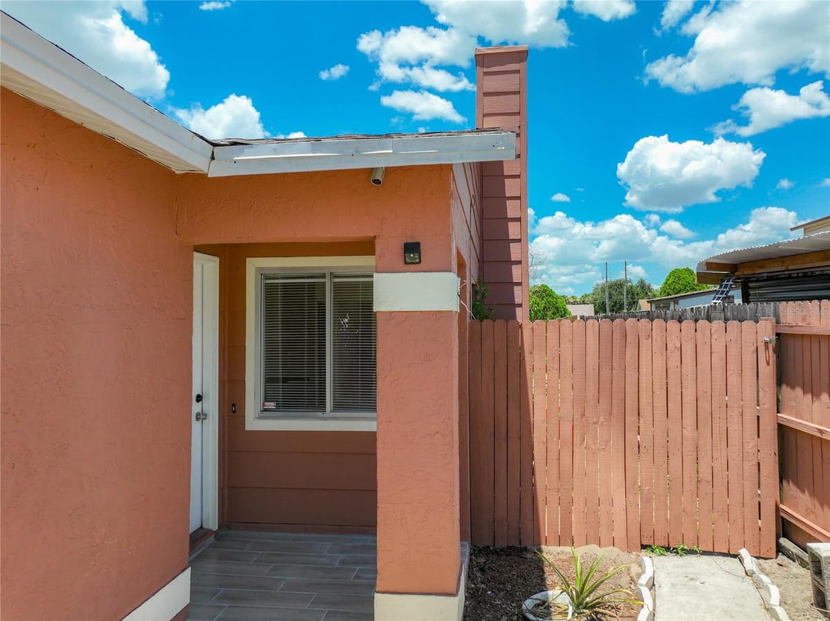 7122 HARBOR HEIGHTS CIRCLE — photo 5 of 55