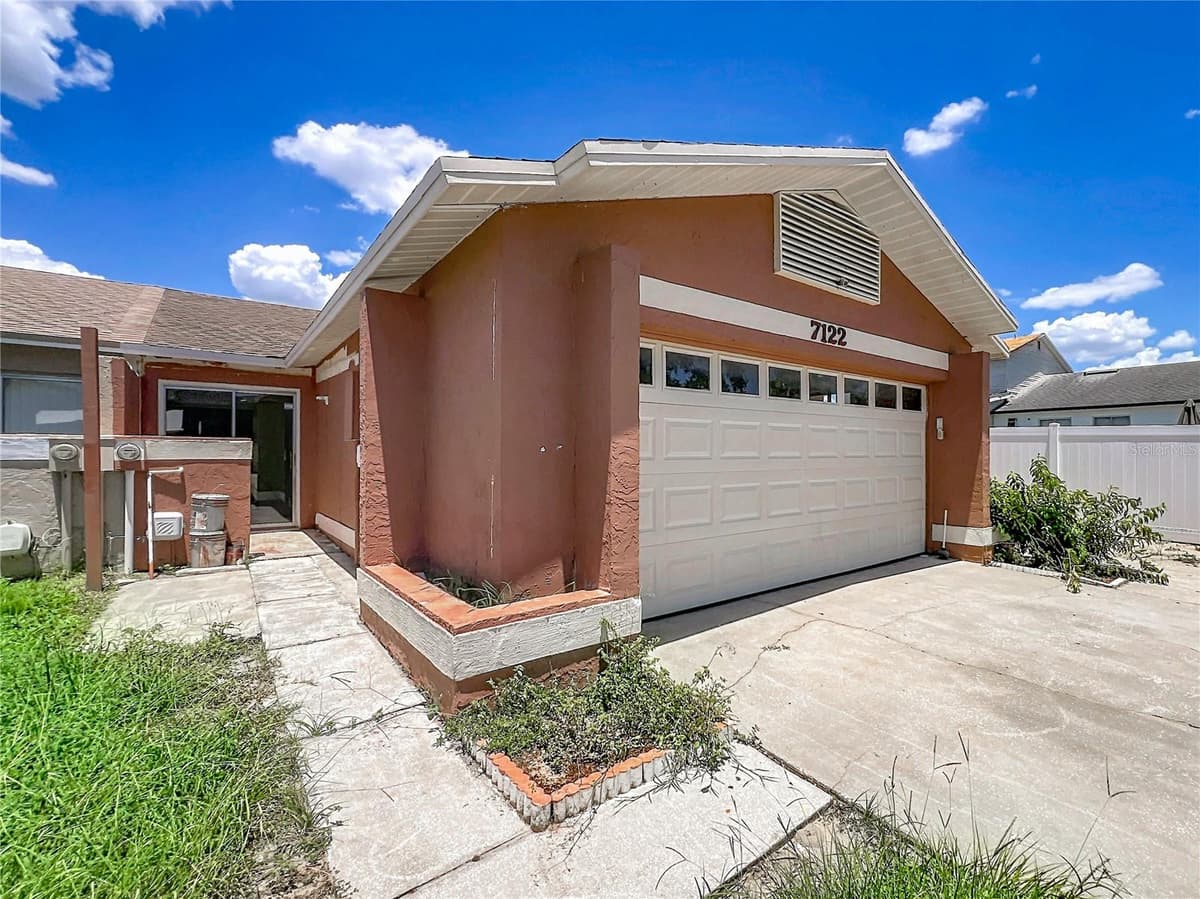7122 HARBOR HEIGHTS CIRCLE — photo 6 of 55