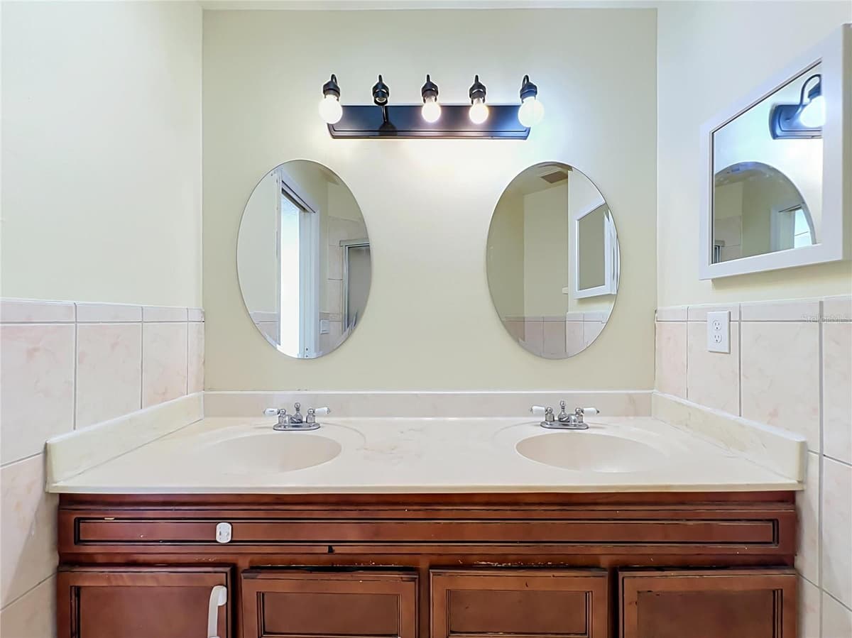 7122 HARBOR HEIGHTS CIRCLE — photo 41 of 55