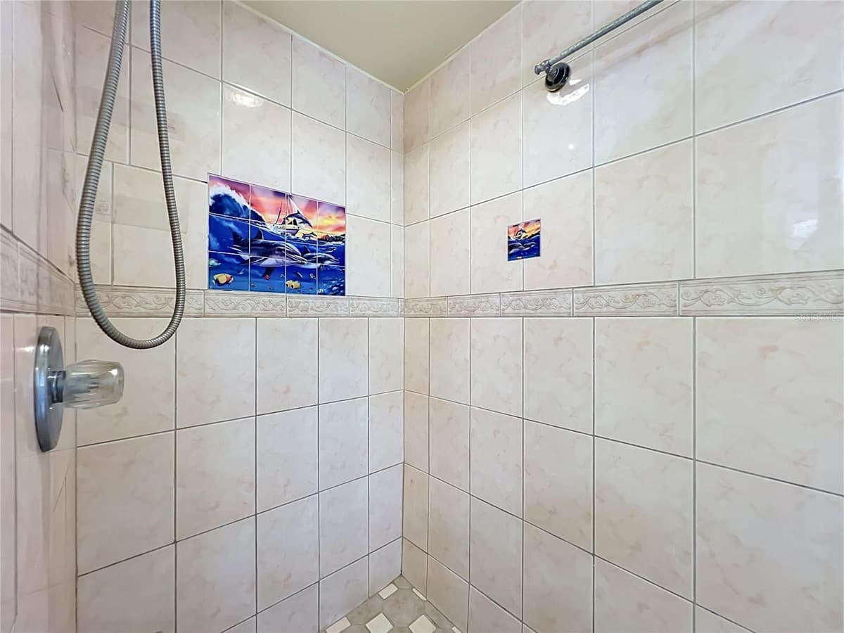 7122 HARBOR HEIGHTS CIRCLE — photo 40 of 55