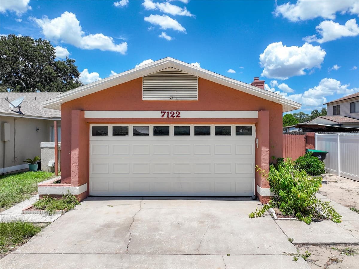 7122 HARBOR HEIGHTS CIRCLE — photo 4 of 55