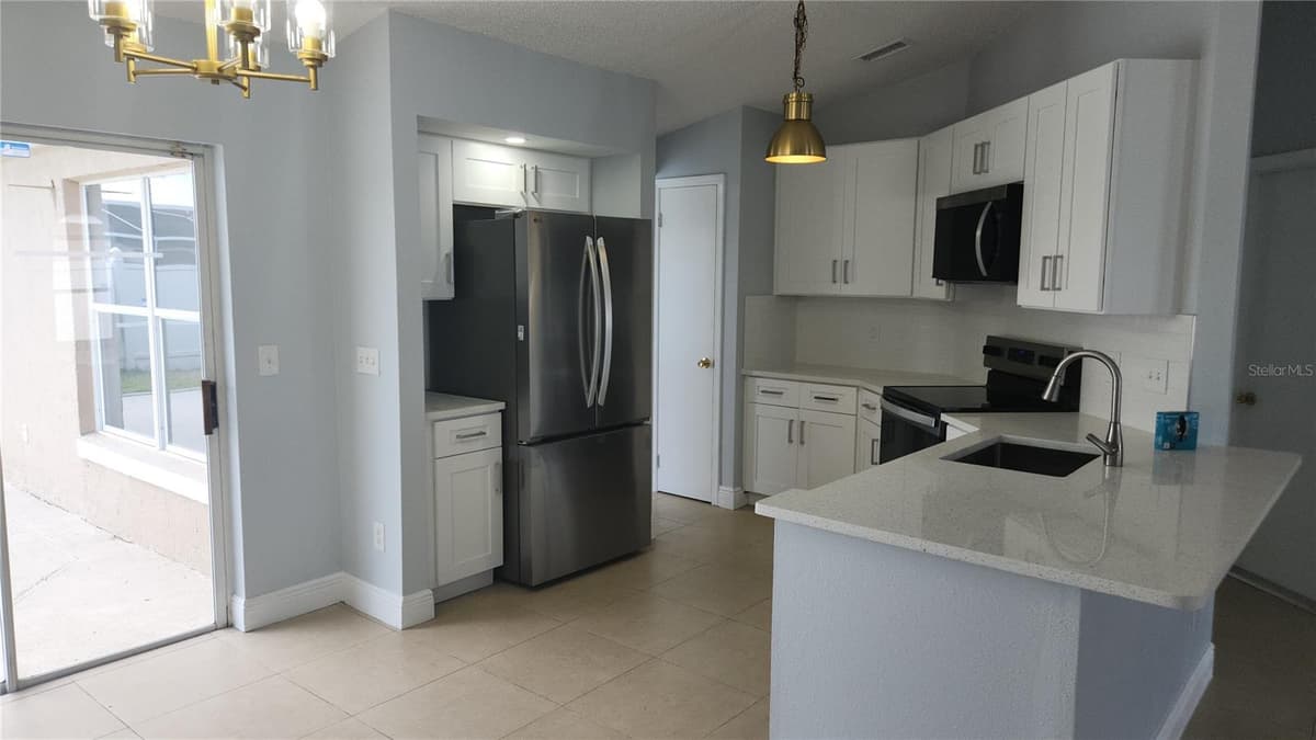 3119 FAIRFIELD DRIVE — photo 8 of 30