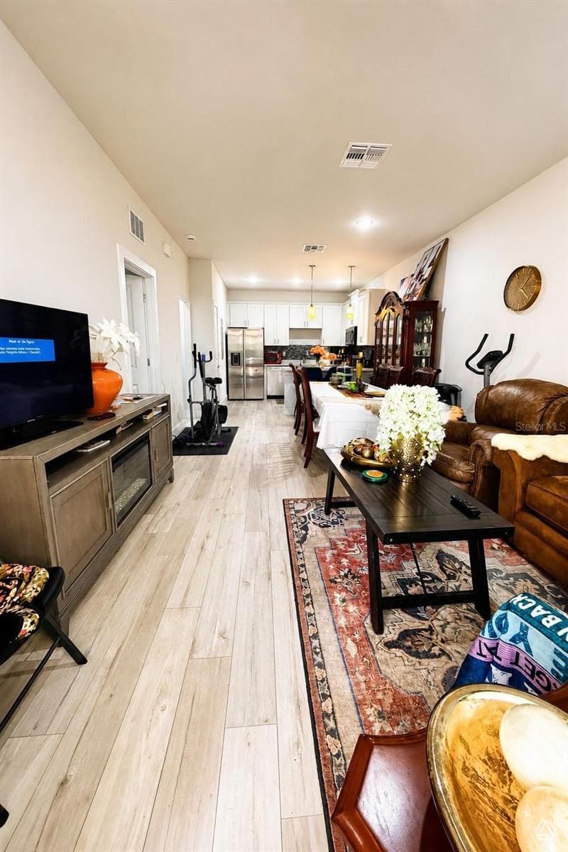 1615 CUMIN DRIVE — photo 2 of 22