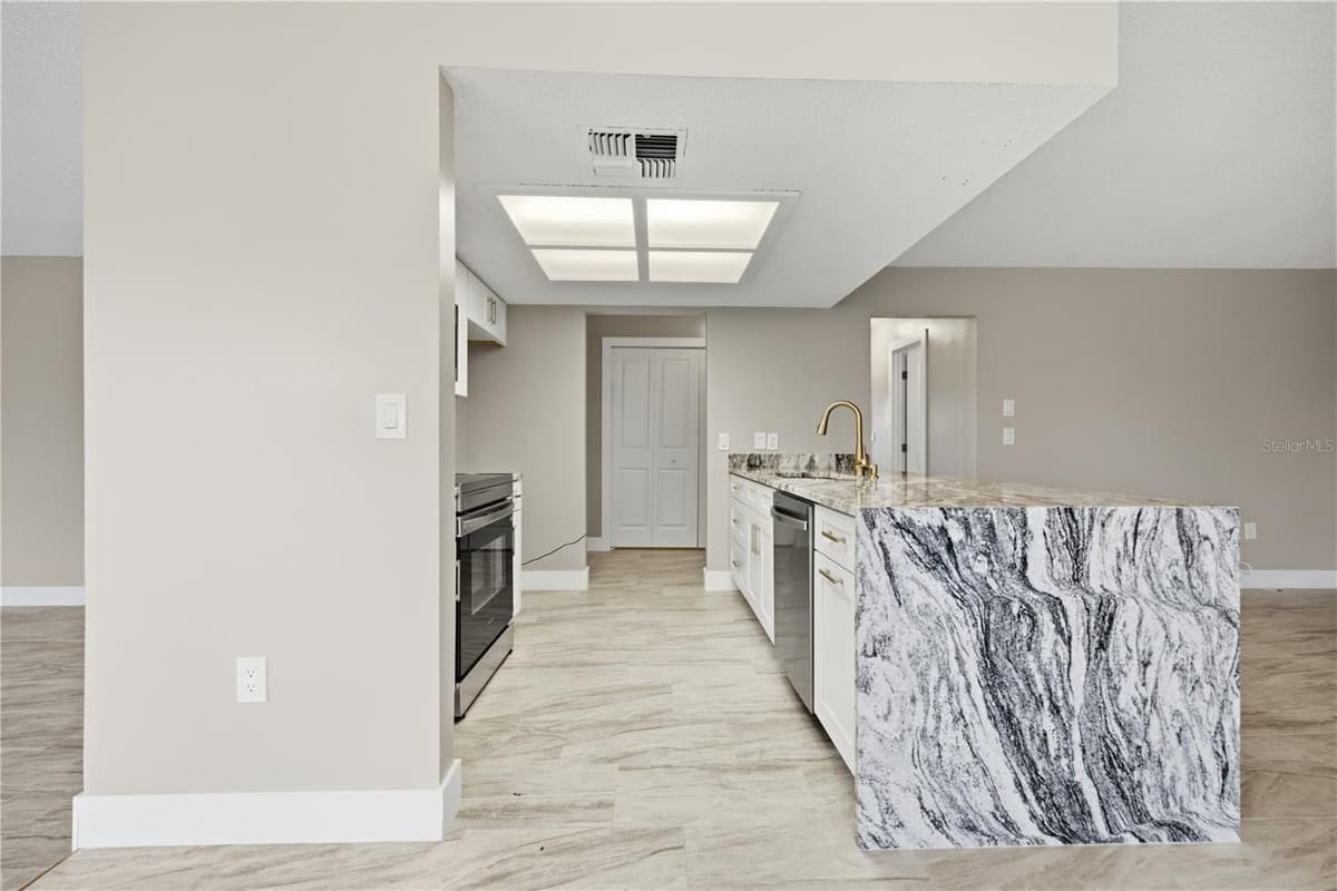 9840 SAN SEBASTIAN WAY — photo 12 of 65