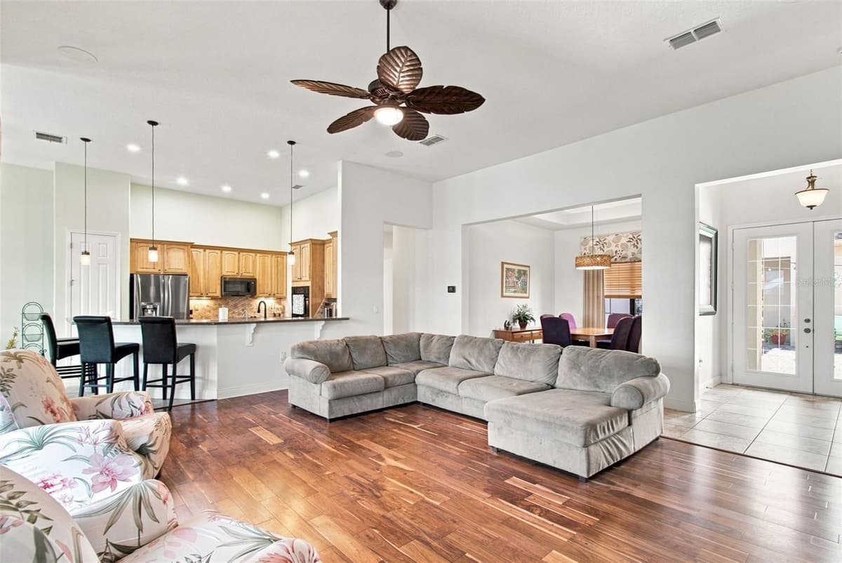 970 SAN RAPHAEL STREET — photo 9 of 67