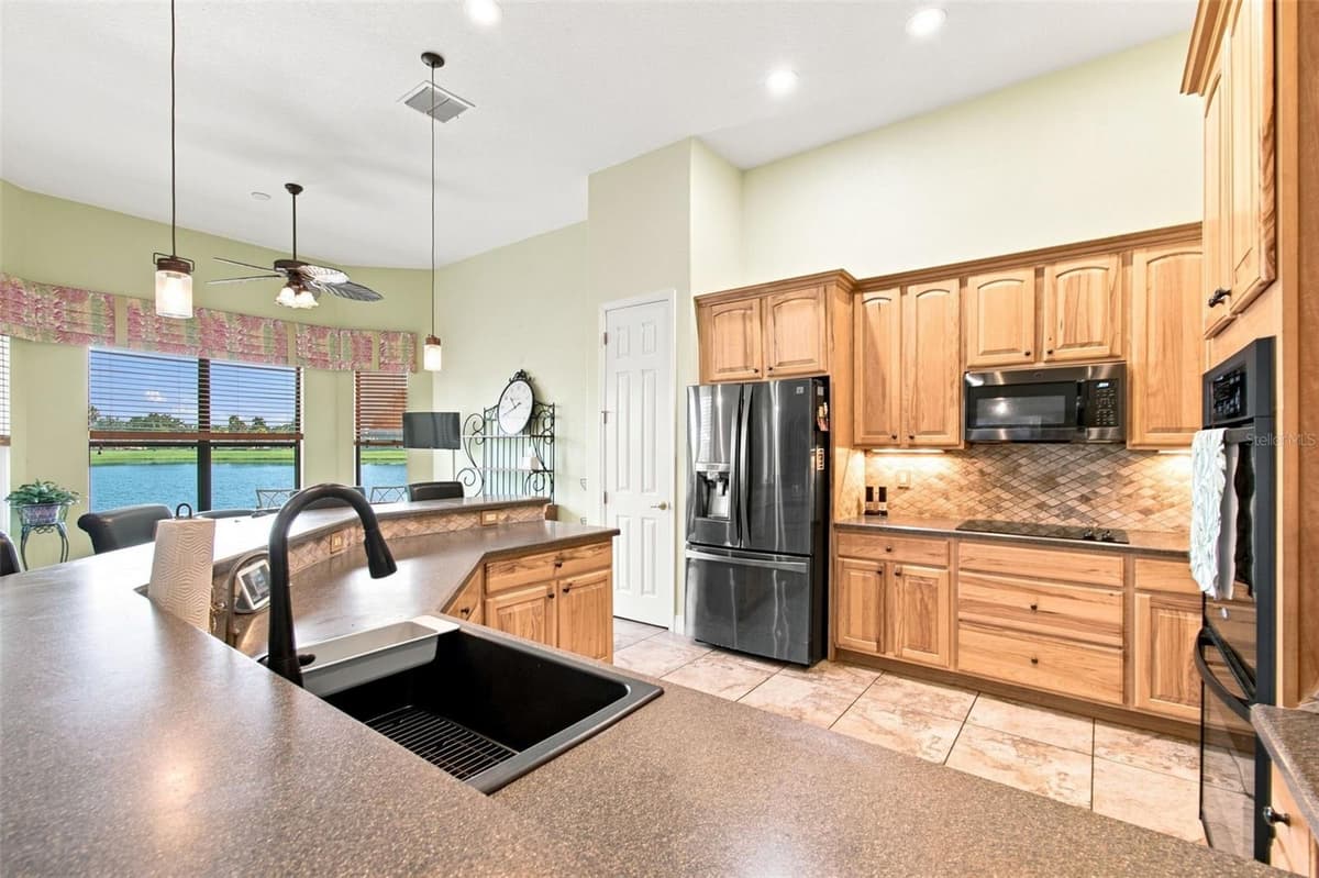 970 SAN RAPHAEL STREET — photo 12 of 67