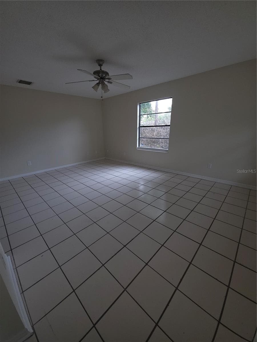 5427 PEACO PLACE — photo 13 of 16