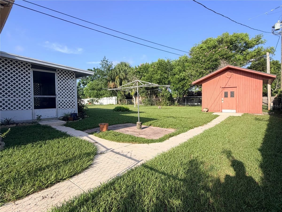 1730 TEMPLEWOOD AVENUE — photo 4 of 26