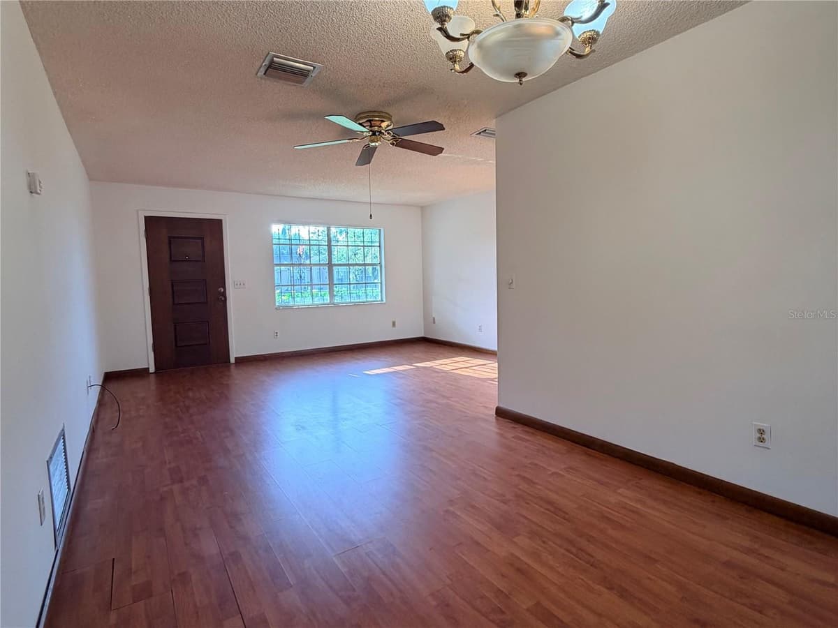 1730 TEMPLEWOOD AVENUE — photo 16 of 26