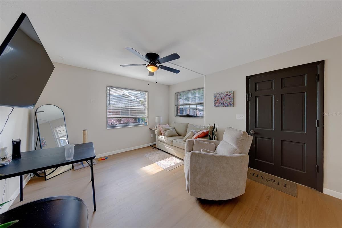 153 NEW YORK AVENUE — photo 11 of 57