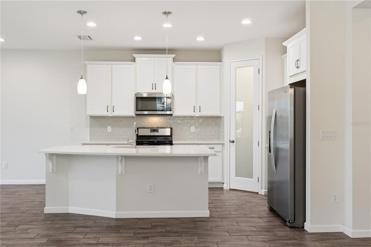 8621 RAIN SONG ROAD — photo 10 of 55