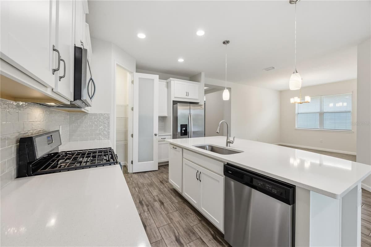 8621 RAIN SONG ROAD — photo 12 of 55