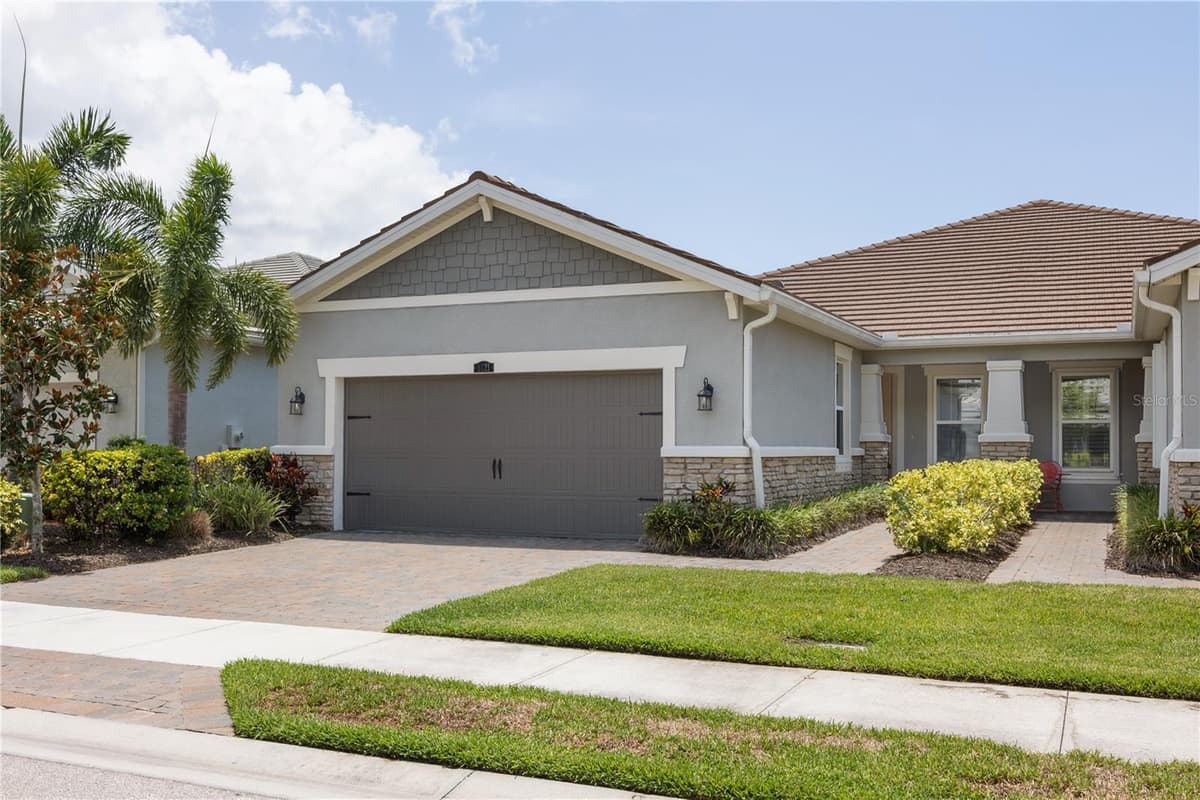 8621 RAIN SONG ROAD — photo 7 of 55