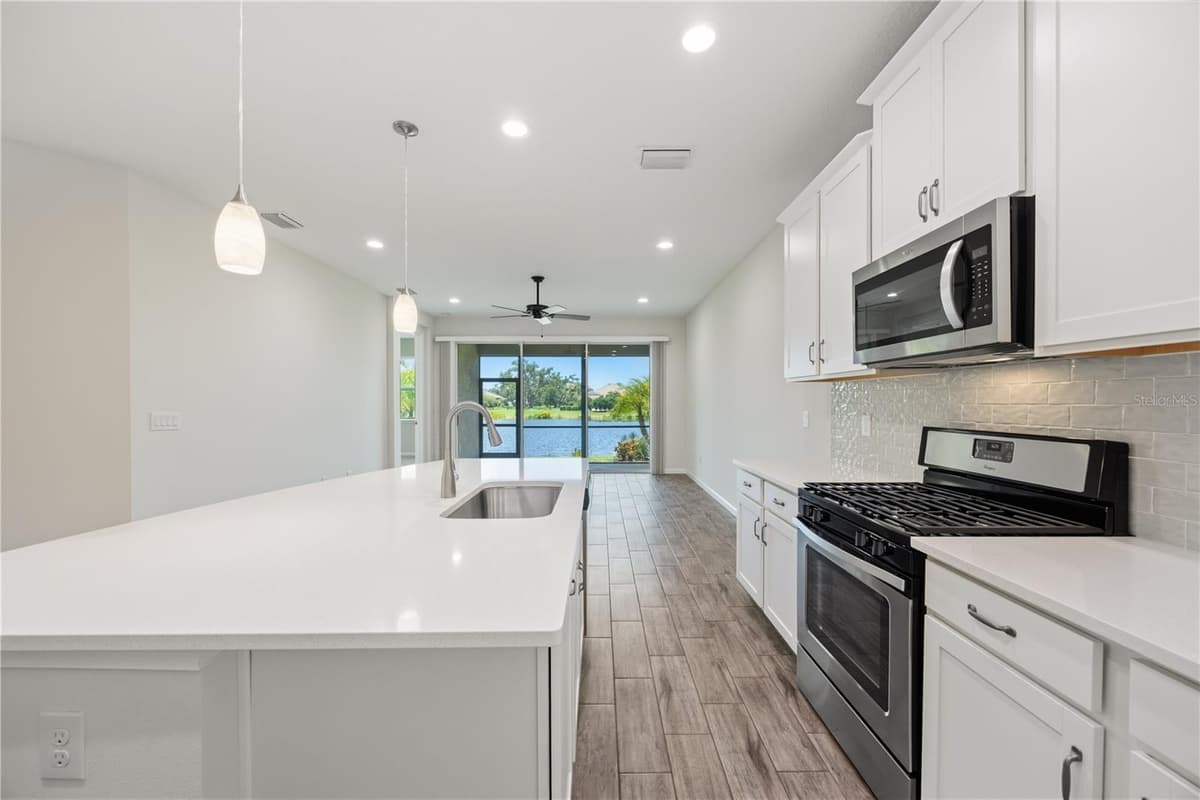 8621 RAIN SONG ROAD — photo 13 of 55