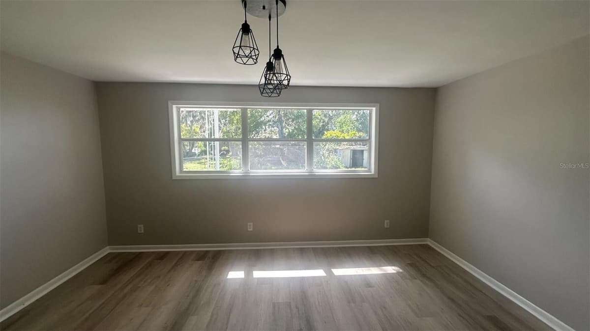 4316 CLEWIS AVENUE — photo 17 of 28
