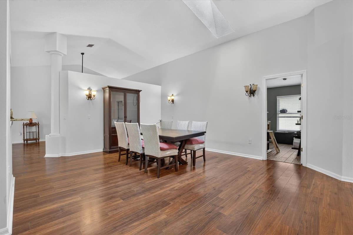 2902 AFTON CIRCLE — photo 6 of 52