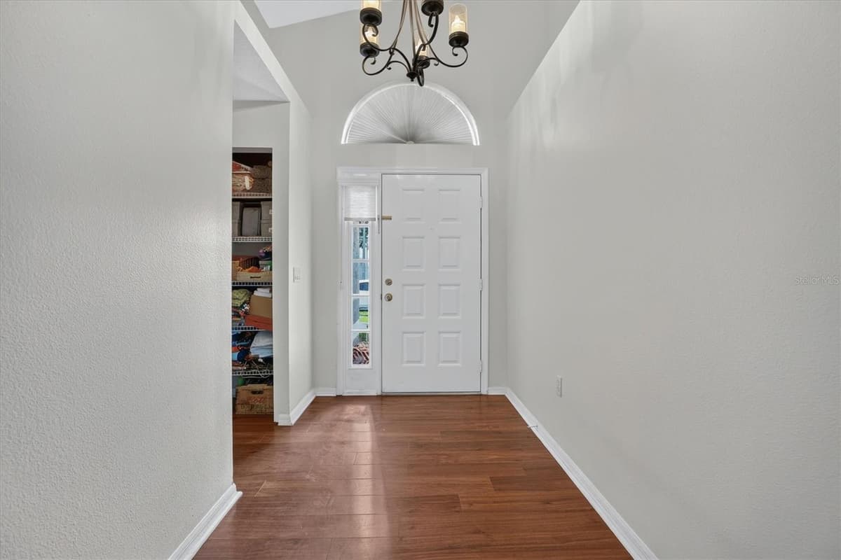 2902 AFTON CIRCLE — photo 4 of 52