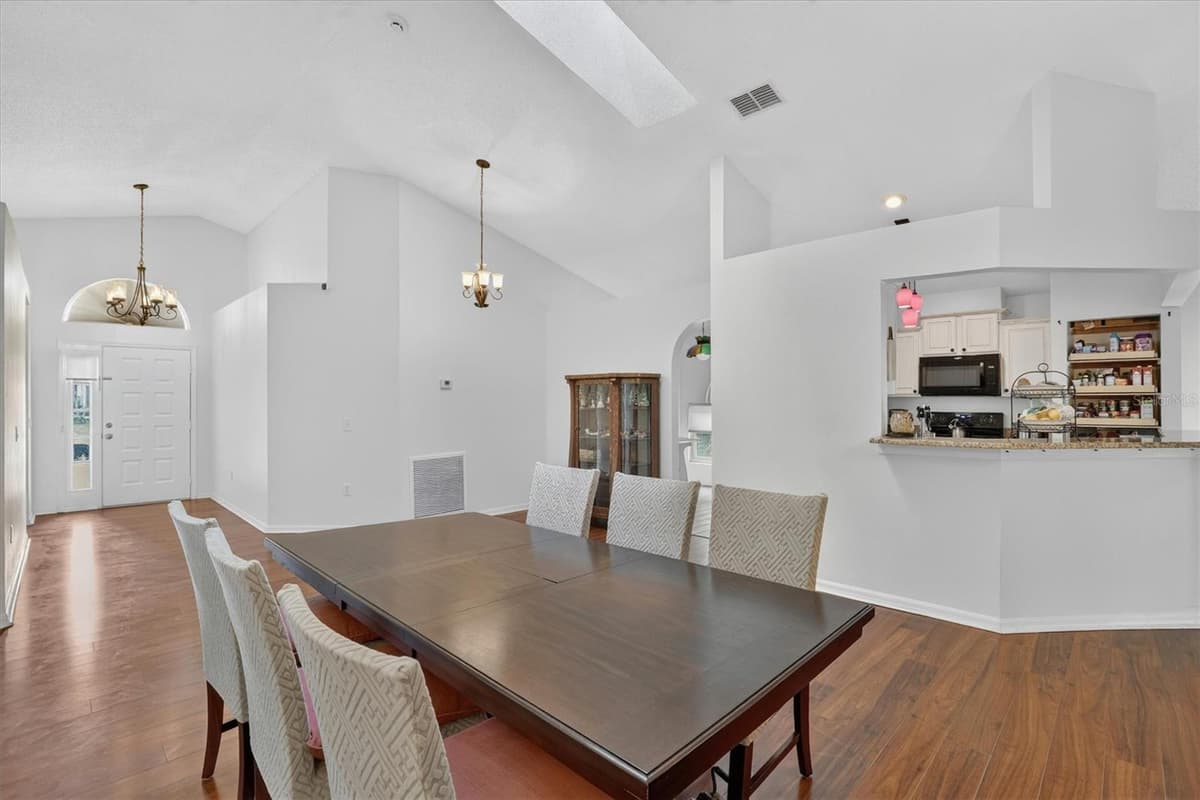 2902 AFTON CIRCLE — photo 7 of 52