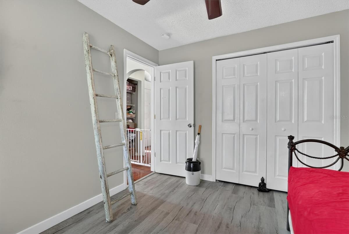 2902 AFTON CIRCLE — photo 20 of 52