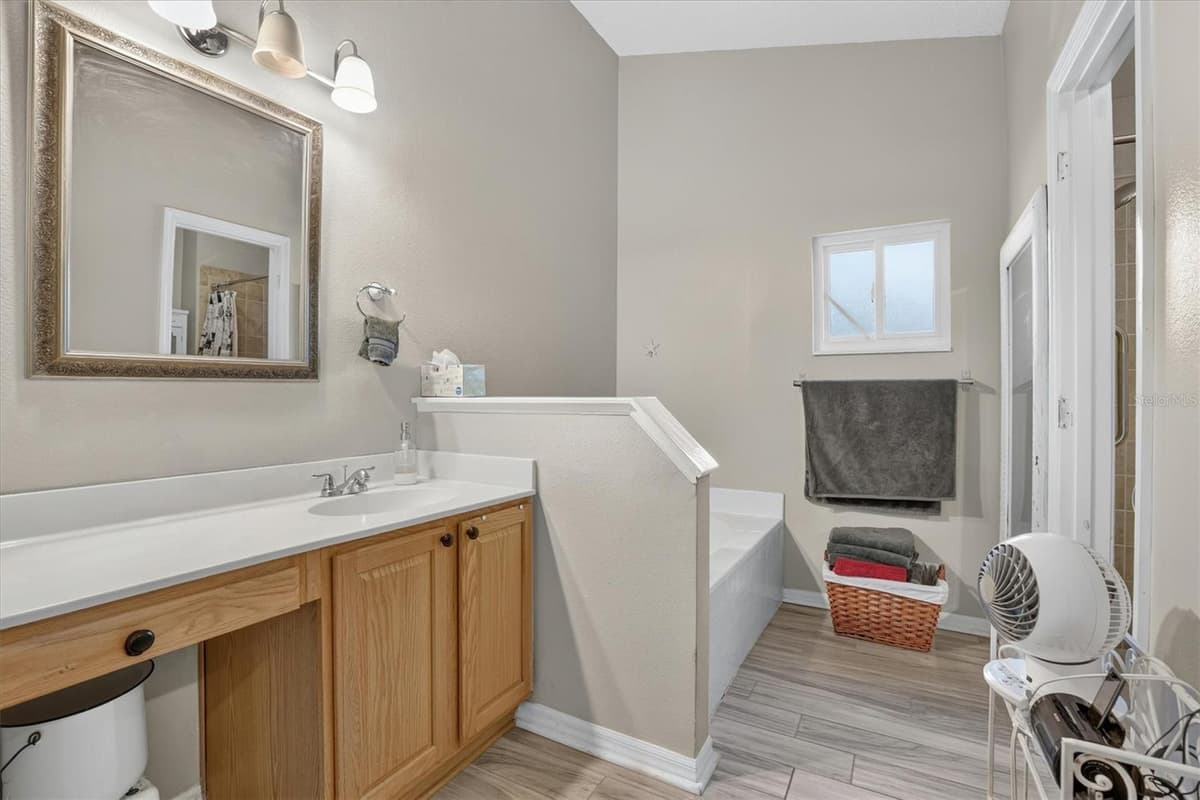 2902 AFTON CIRCLE — photo 26 of 52