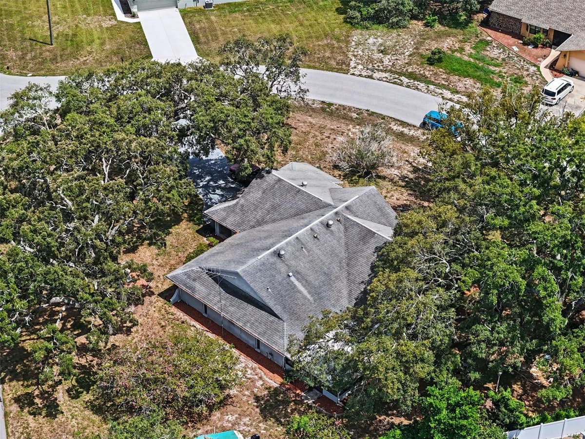 8251 EARLSHIRE LANE — photo 46 of 50