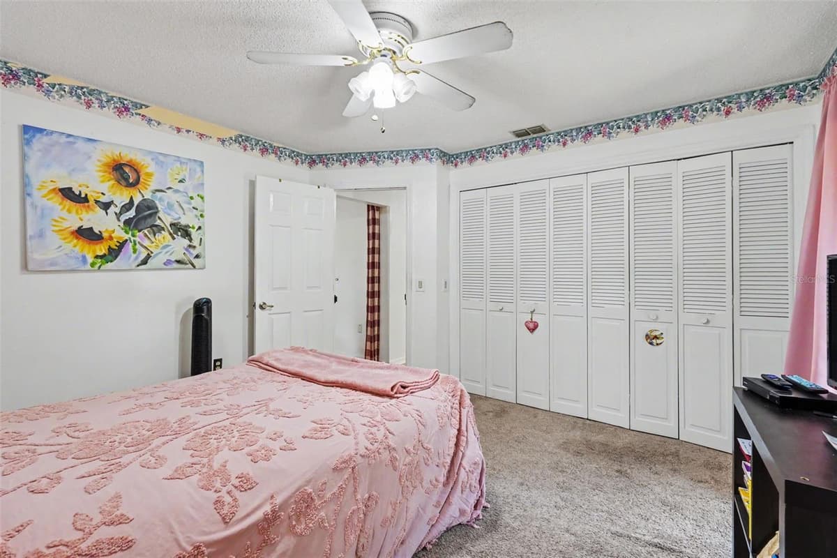 8251 EARLSHIRE LANE — photo 12 of 50