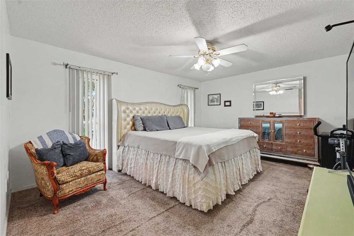 8251 EARLSHIRE LANE — photo 18 of 50