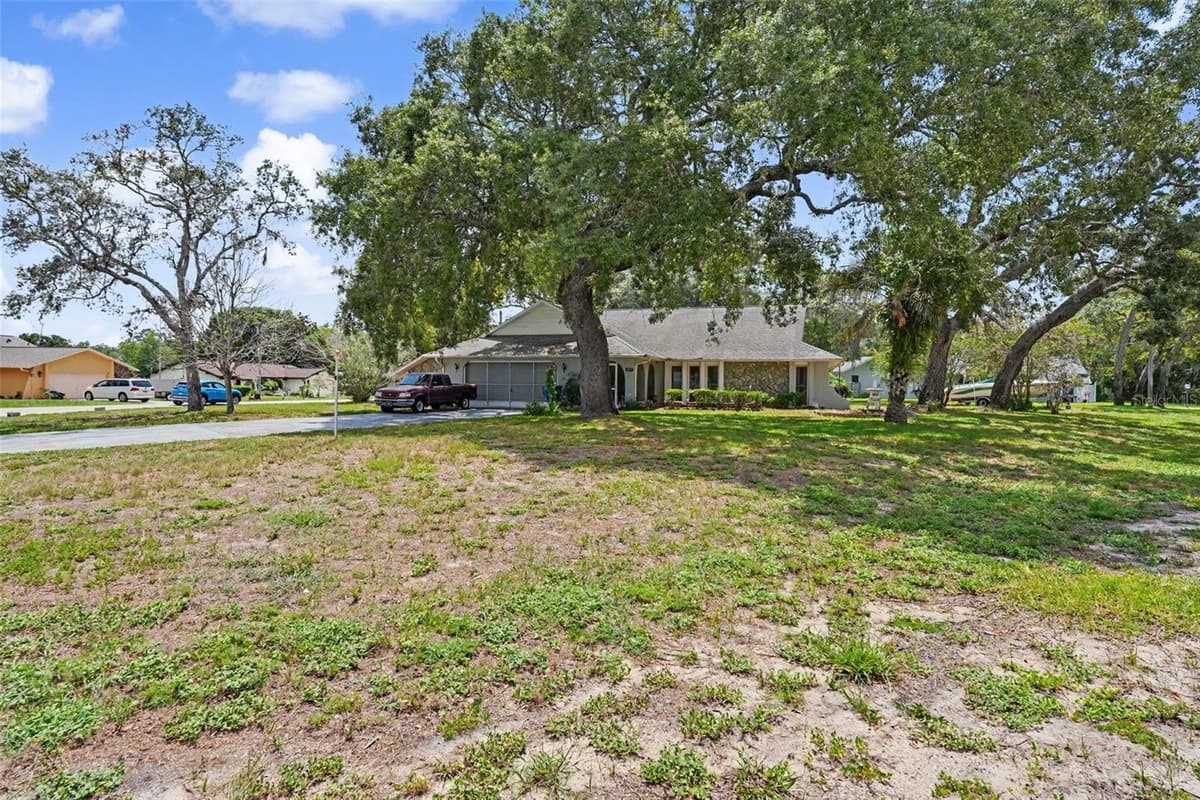 8251 EARLSHIRE LANE — photo 50 of 50