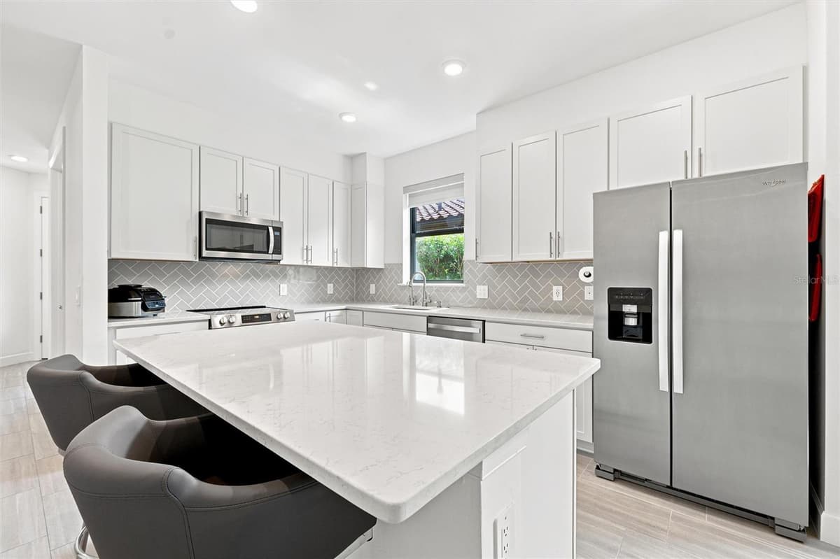 6713 ALSTEAD CIRCLE — photo 32 of 65