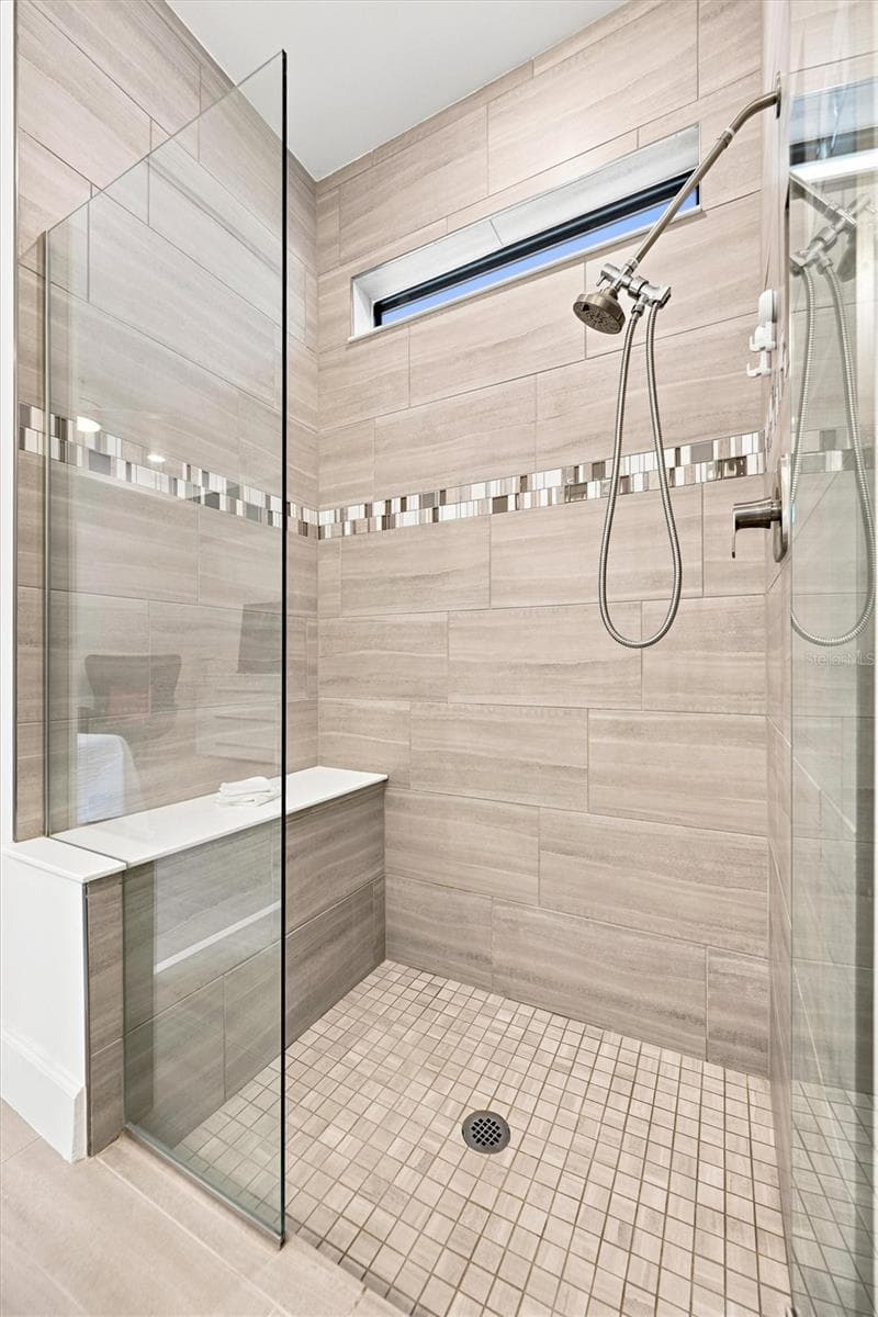 6713 ALSTEAD CIRCLE — photo 39 of 65