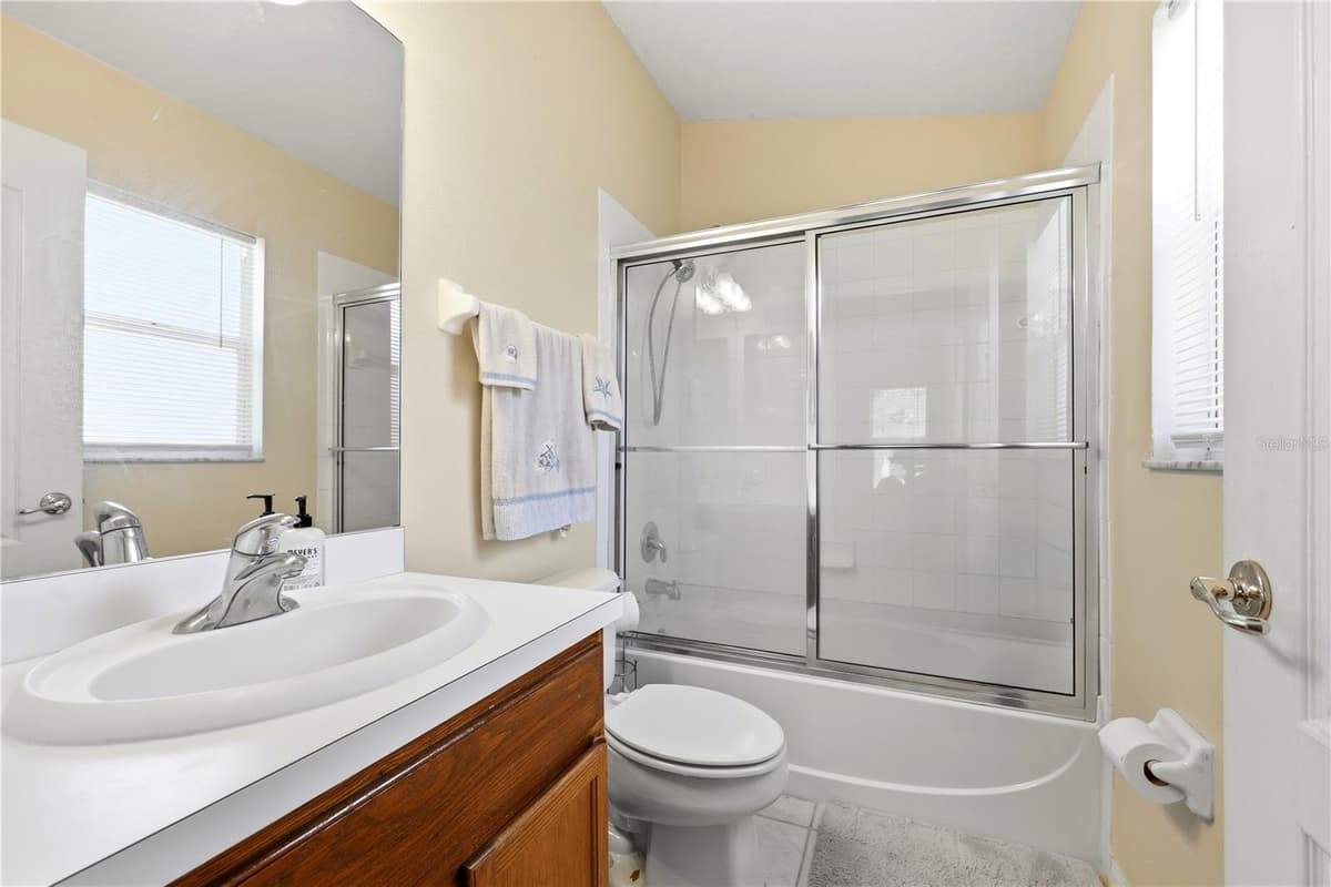 18165 CANAL POINTE STREET — photo 18 of 24