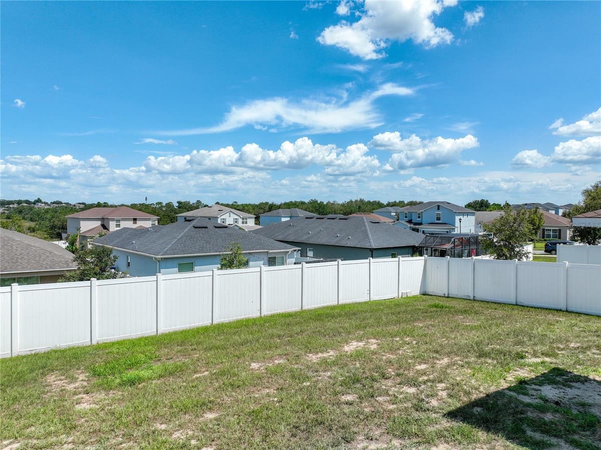 405 KESTREL DRIVE — photo 44 of 46