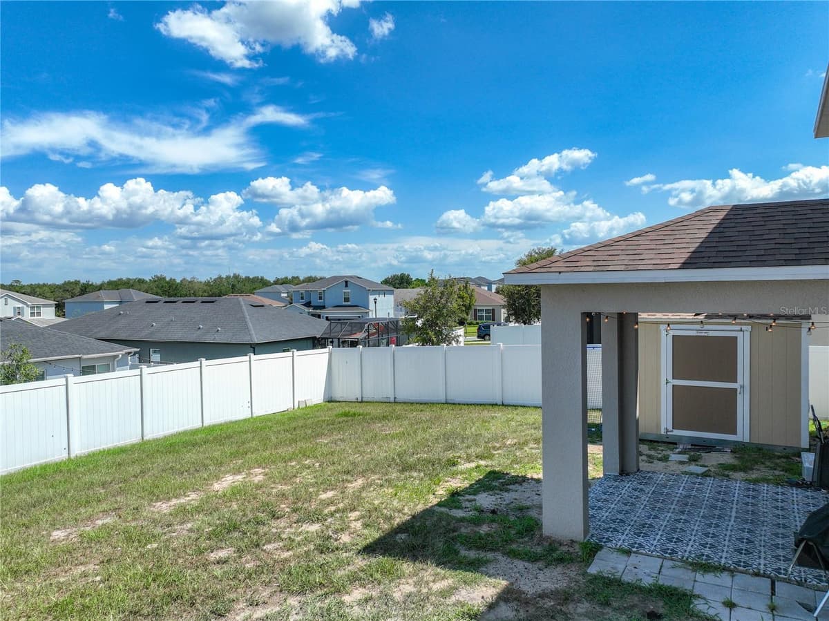 405 KESTREL DRIVE — photo 42 of 46