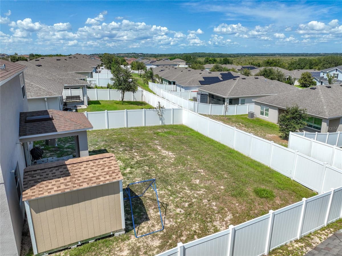 405 KESTREL DRIVE — photo 45 of 46