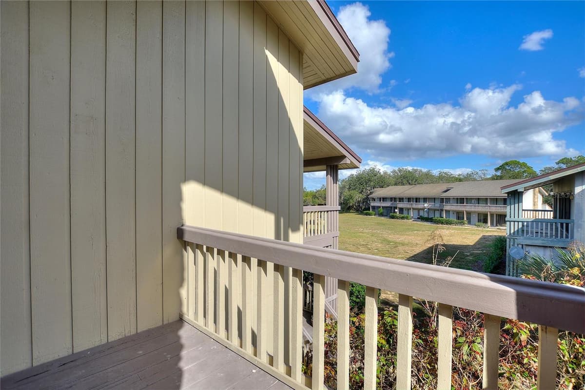 907 TENNIS WAY — photo 9 of 25
