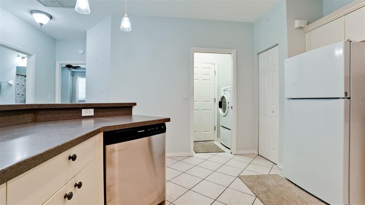 209 28TH STREET — photo 18 of 60