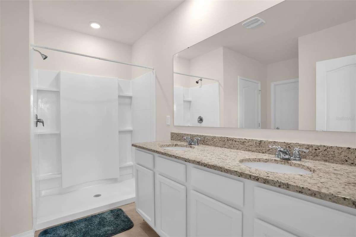 5242 MAHOGANY DRIVE — photo 22 of 32