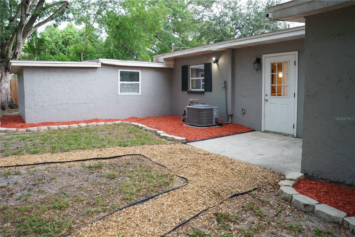 10906 LANTANA AVENUE — photo 37 of 38
