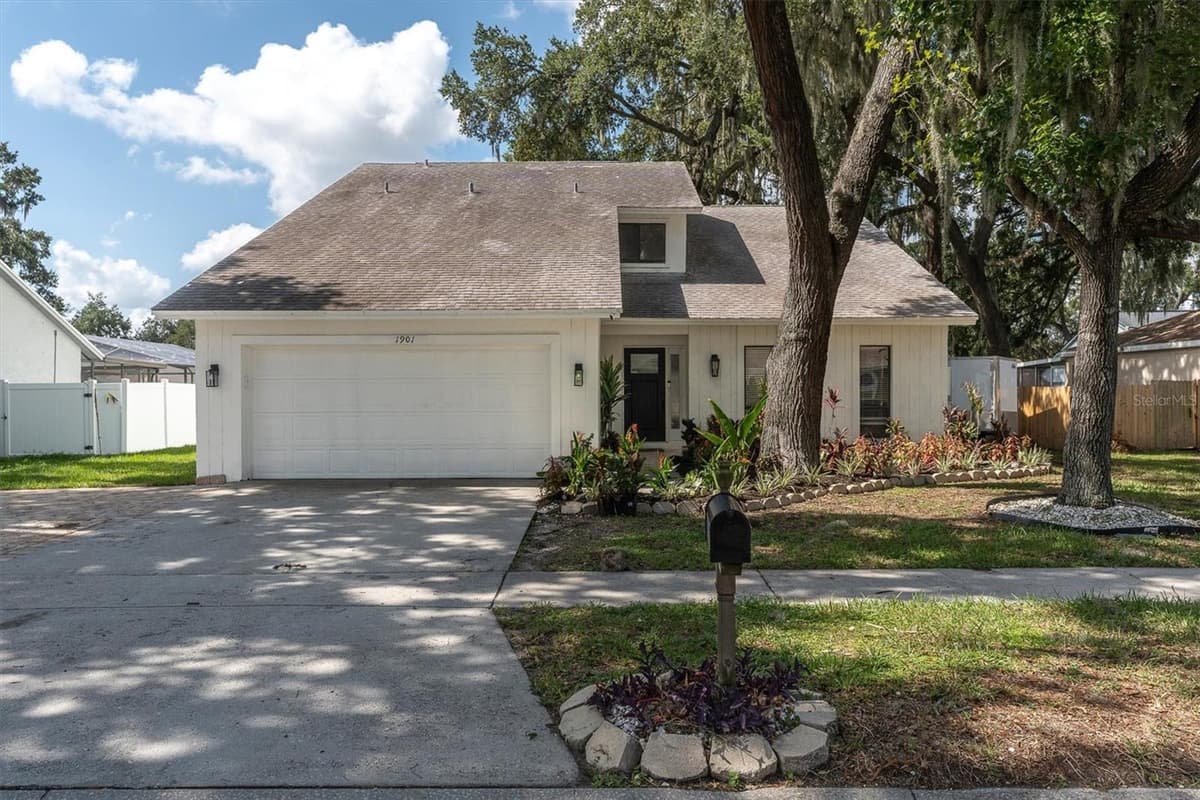 1901 LANDSIDE DRIVE — photo 1 of 50
