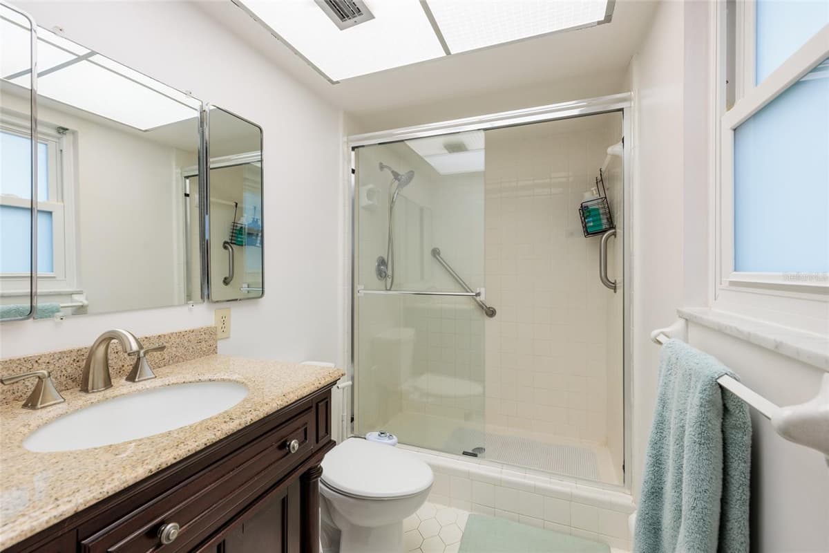 1235 HIGHLAND AVENUE — photo 17 of 49