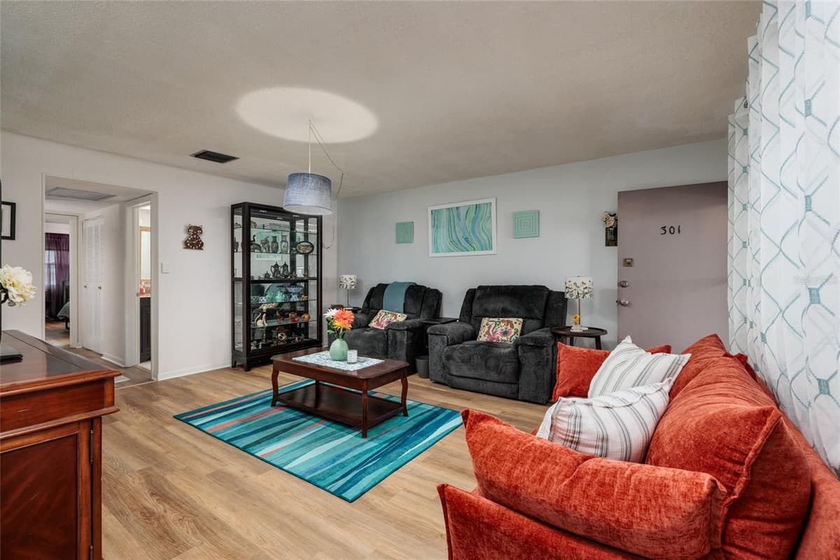 1235 HIGHLAND AVENUE — photo 7 of 49