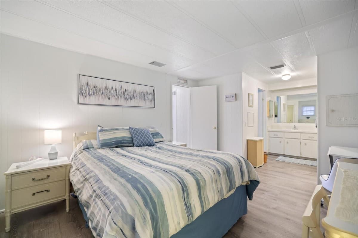 832 JOLANDA CIRCLE — photo 13 of 52