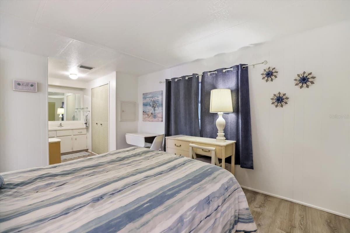 832 JOLANDA CIRCLE — photo 12 of 52